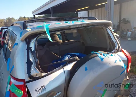 2007 Toyota Rav4 Base V6 z USA, uszkodzony, nr VIN JTMZK33V976008549